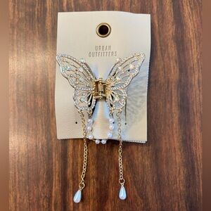 FREE WITH BUNDLE Urban Outfitters Gold Butterfly Hair Clip